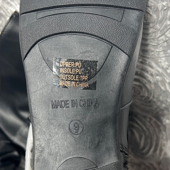 TG Black Women's Boots - Picture 8 of 10